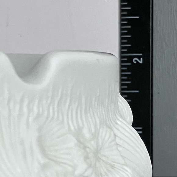 AK KAISER White Bisque SHELL ASHTRAY / 1970’s WEST GERMANY / Raised SEASHELLS - Picture 9 of 9